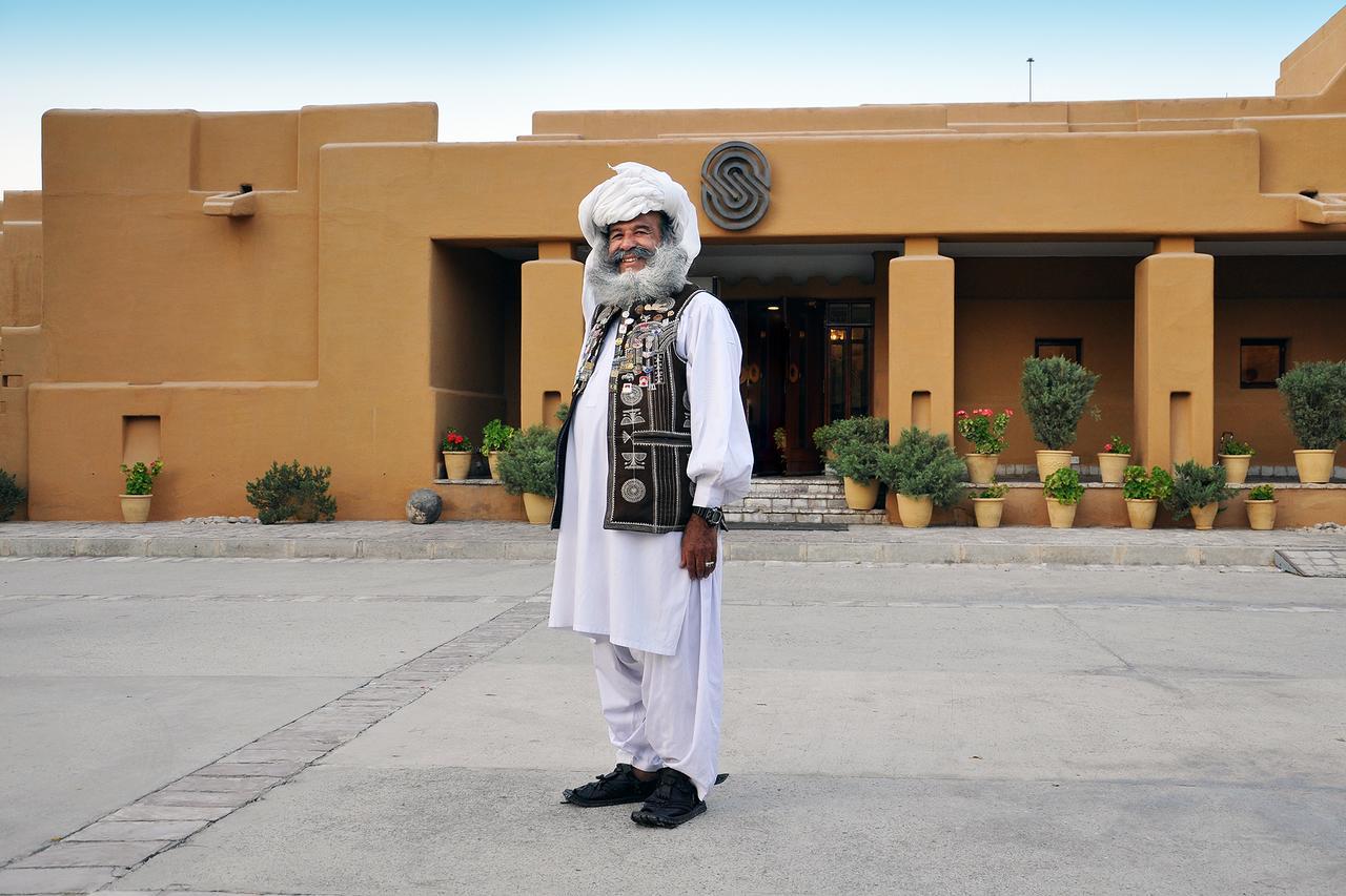 Quetta Serena Hotel Buitenkant foto