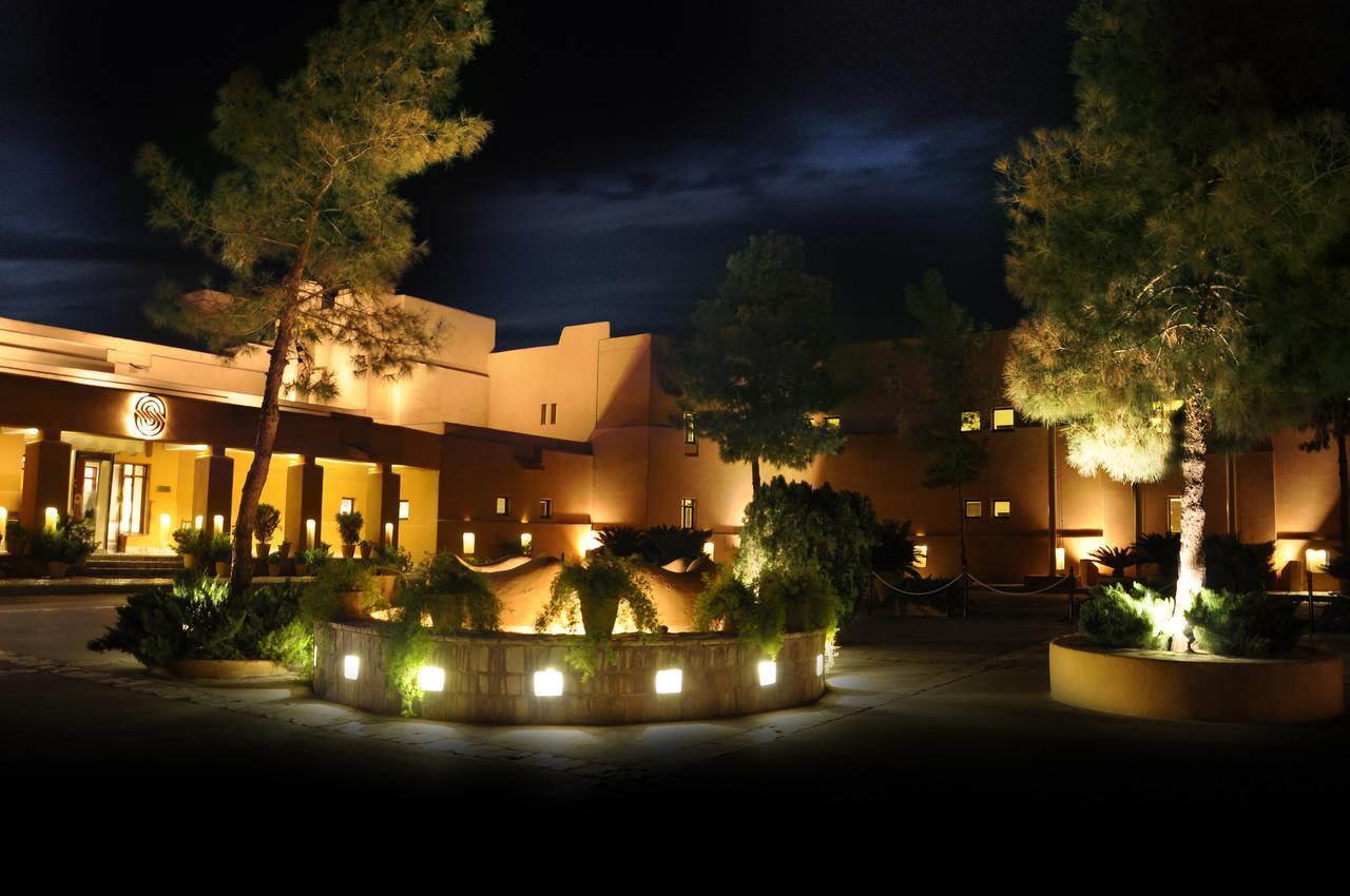 Quetta Serena Hotel Buitenkant foto