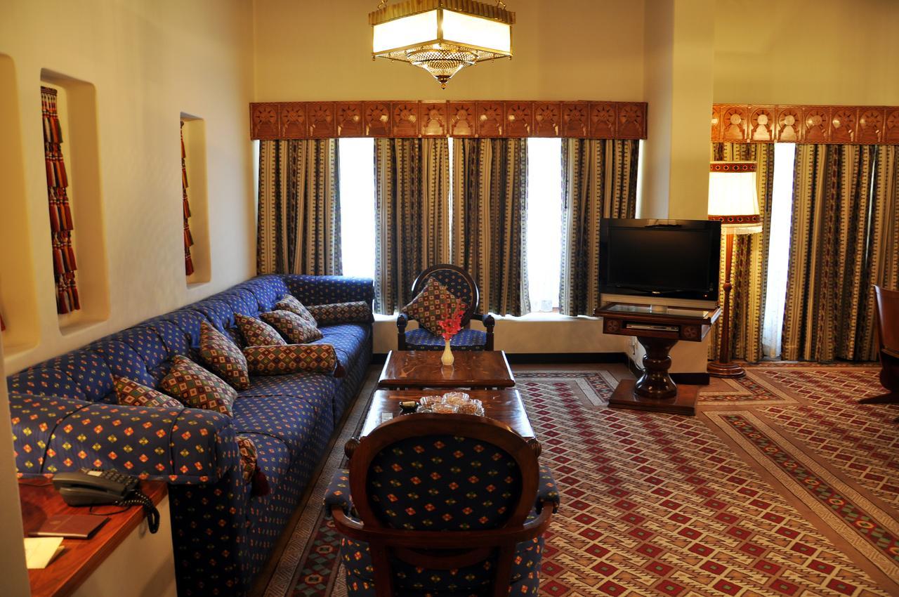 Quetta Serena Hotel Buitenkant foto