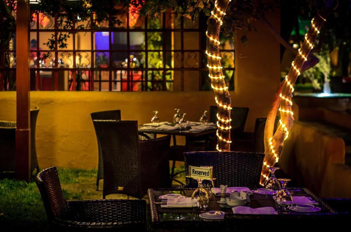 Quetta Serena Hotel Buitenkant foto