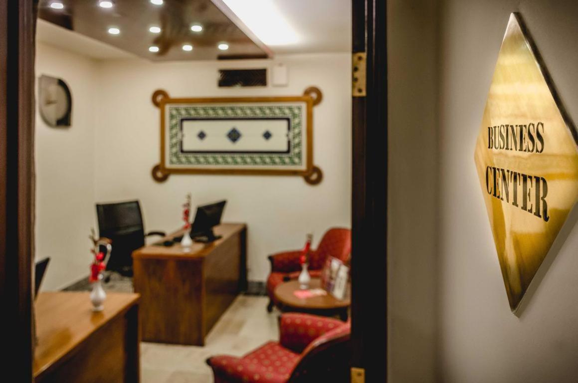 Quetta Serena Hotel Buitenkant foto
