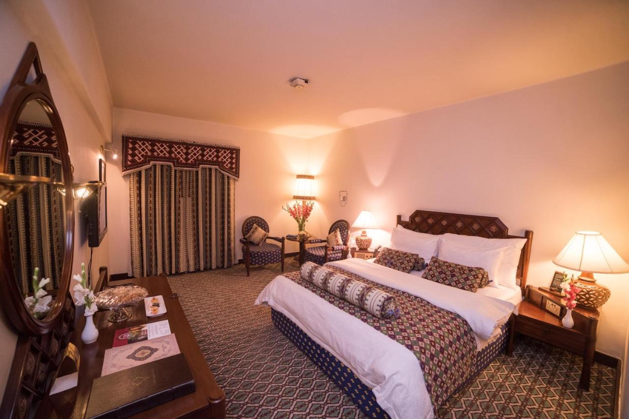 Quetta Serena Hotel Buitenkant foto